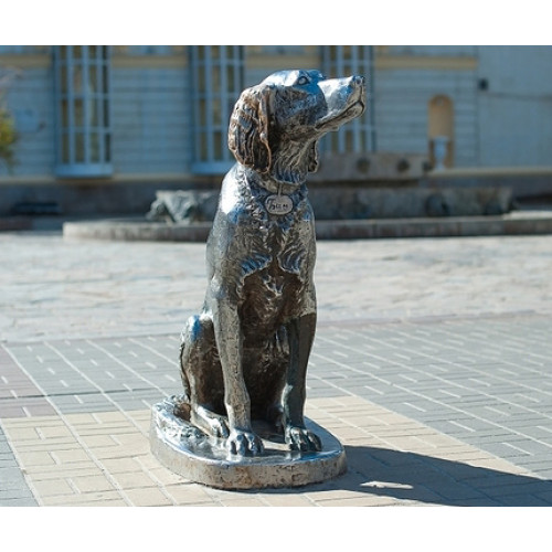 Скульптура памятник собаки